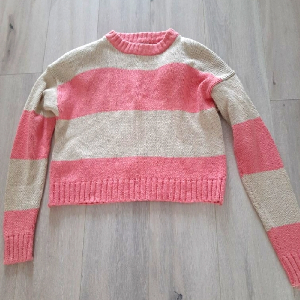 Vintage knit sweater